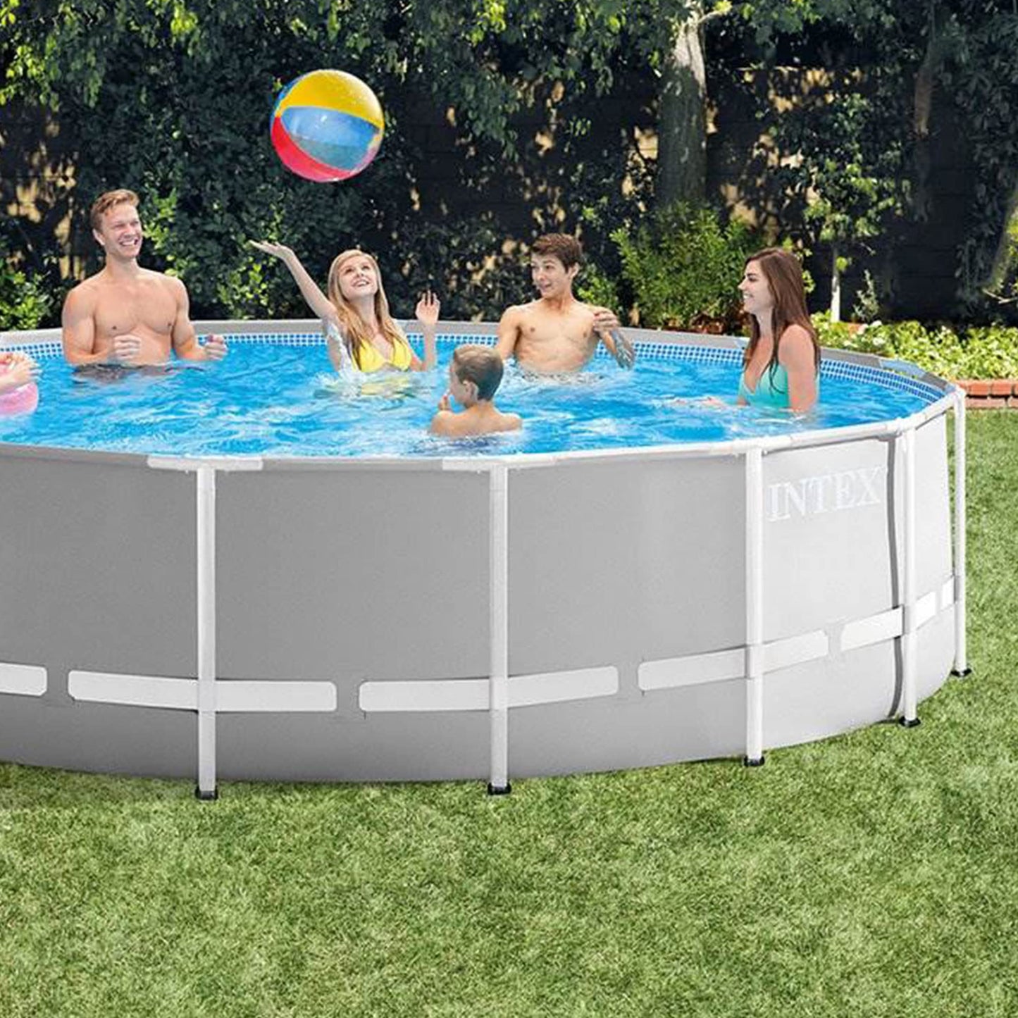 Ensemble de piscine hors sol Intex Prism Frame 15' x 48" avec pompe à filtre, échelle, couverture de piscine et kit de nettoyage de piscine d'entretien avec écumoire sous vide 